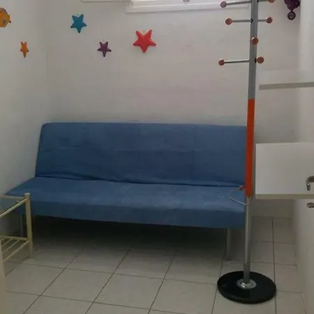 Paradosiaki Mezoneta Kostos
